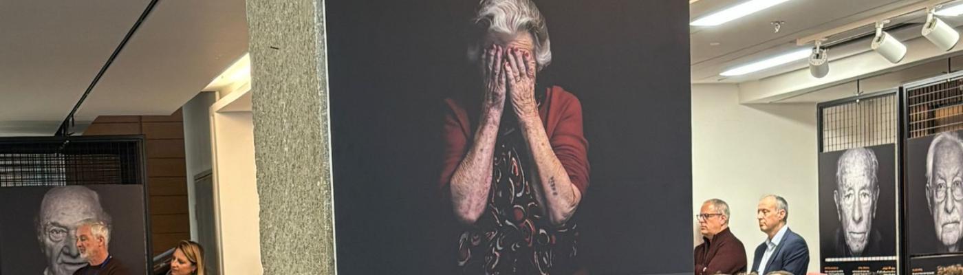 В Ізраїлі за участі ЄКУ відбулася виставка «Останні швейцарці, які вижили у Голокост»