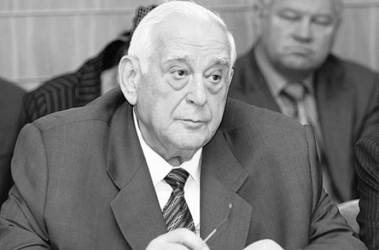 УШЕЛ ИЗ ЖИЗНИ ЕФИМ ЗВЯГИЛЬСКИЙ